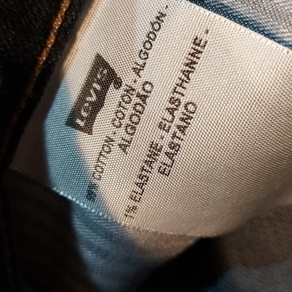 New WOT Levi's slight curve Jeans size 8 - Picture 4 of 8